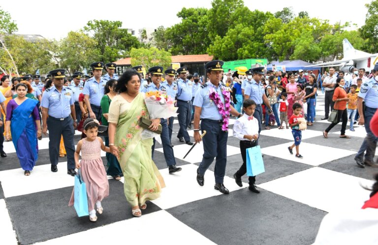 ගුවන් හමුදා ‘ලෝක ළමා දින සැමරුම’ ගුවන් හමුදා ‘ලෝක ළමා දින සැමරුම’