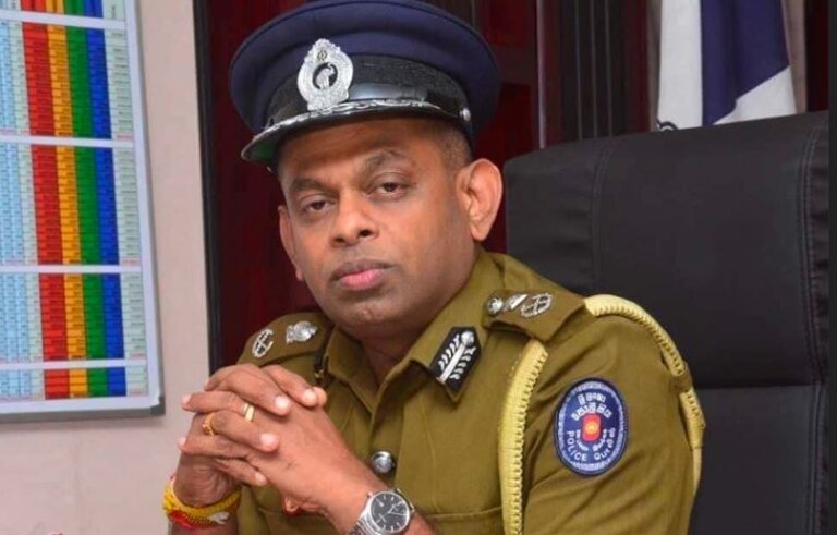 දේශබන්දුගේ පොලිස්පති පුටුව ගැන උසාවි නියෝගයක් දේශබන්දුගේ පොලිස්පති පුටුව ගැන උසාවි නියෝගයක්