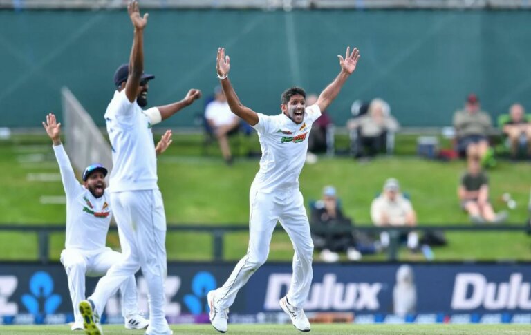 කඩුලු 5කට නවසීලන්තය ලකුණු 193ක් පිටුපසින්