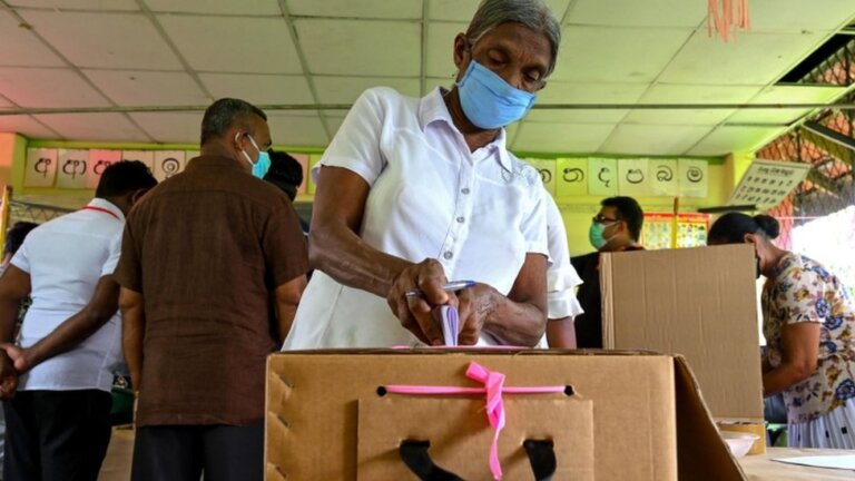 ඡන්ද පොලේදී මේවා කරලා අහුවෙන්න එපා
