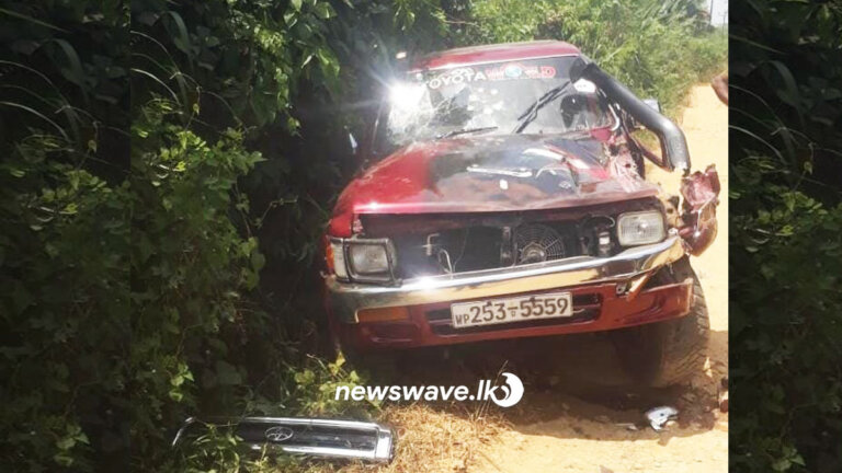 හංවැල්ලේ දී කැබ් රථයකට වෙඩි -අයෙක් මරුට හංවැල්ලේ දී කැබ් රථයකට වෙඩි -අයෙක් මරුට