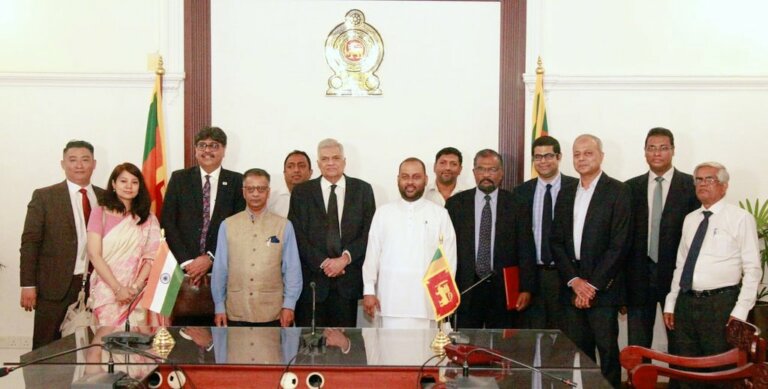 යූරියා ගන්න ඉන්දියාවෙන් ලැබෙන ණය මුදලට ගිවිසුම අත්සන් තබයි යූරියා ගන්න ඉන්දියාවෙන් ලැබෙන ණය මුදලට ගිවිසුම අත්සන් තබයි