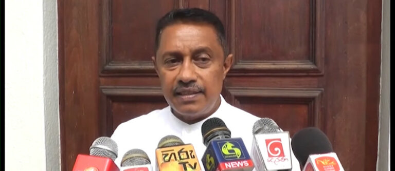 ජනක රත්නායකට අමුතු තර්ජනයක් ජනක රත්නායකට අමුතු තර්ජනයක්