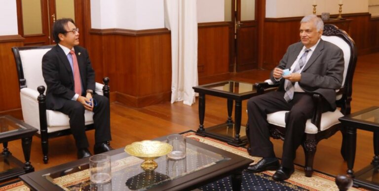 විදේශ සංසදයක් හදන්න අගමැති රටවල් 5ක් සමඟ මූලික සාකච්ඡා අරඹයි