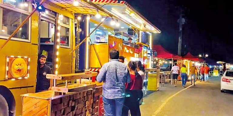 කිඹුලාවල ස්ට්රීට් ෆුඩ්ස් අද ඉඳන් කාලා හමාරයි! කිඹුලාවල ස්ට්රීට් ෆුඩ්ස් අද ඉඳන් කාලා හමාරයි!