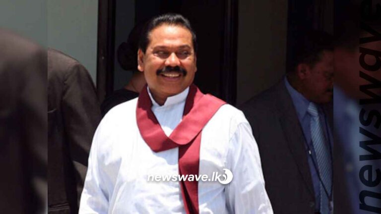 මහින්දගෙ ආරක්ෂාවට දුන් වාහන ඇනියත් ගලවයි මහින්දගෙ ආරක්ෂාවට දුන් වාහන ඇනියත් ගලවයි
