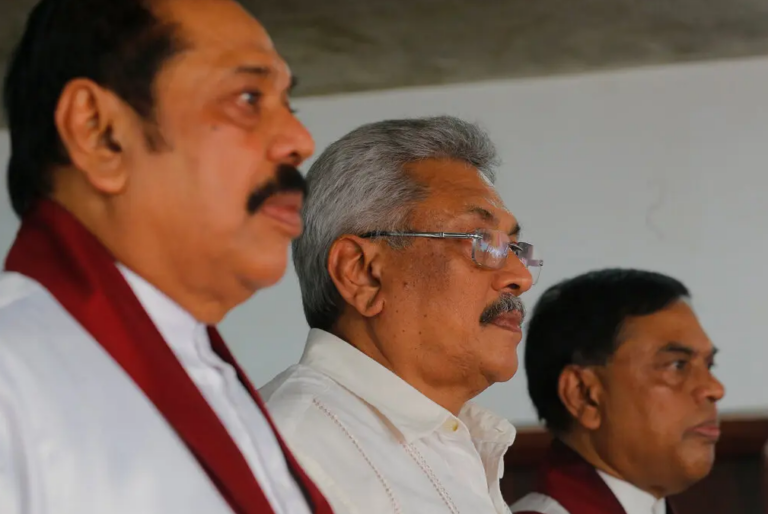 ‘ආර්ථික අර්බුදයට ගෝඨා-මහින්ද-බැසිල් ඇතුළු පිරිසක් වගකිවයුතුයි’ -ශ්‍රේෂ්ඨාධිකරණය
