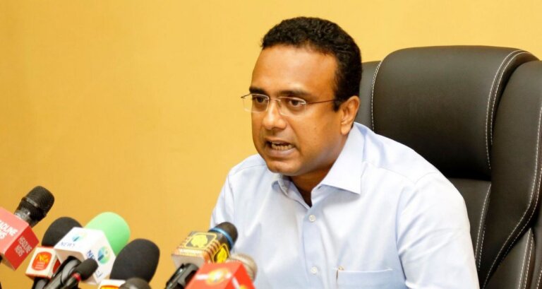 තලතාගේ කතාවෙන් පස්සේ අලුත් තීන්දු රැසක්