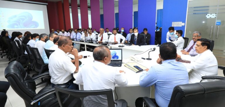 ගුවන්යානා ඉන්ධන ආනයනයත් පෞද්ගලික අංශයට!