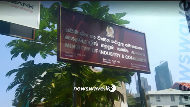 එස්.බී.ගෙන් කෑලි කිහිපයක් ගලවයි එස්.බී.ගෙන් කෑලි කිහිපයක් ගලවයි