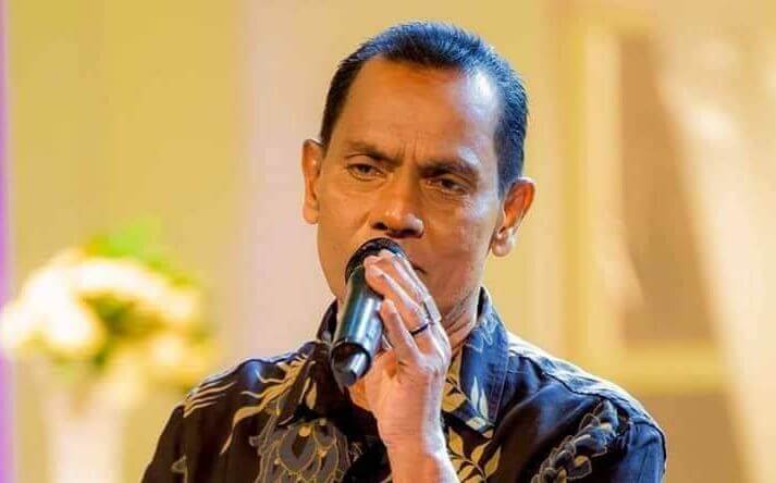 ප්රවීන ගායන ශිල්පියකු දිවිසැරියට සමුදෙයි ප්රවීන ගායන ශිල්පියකු දිවිසැරියට සමුදෙයි