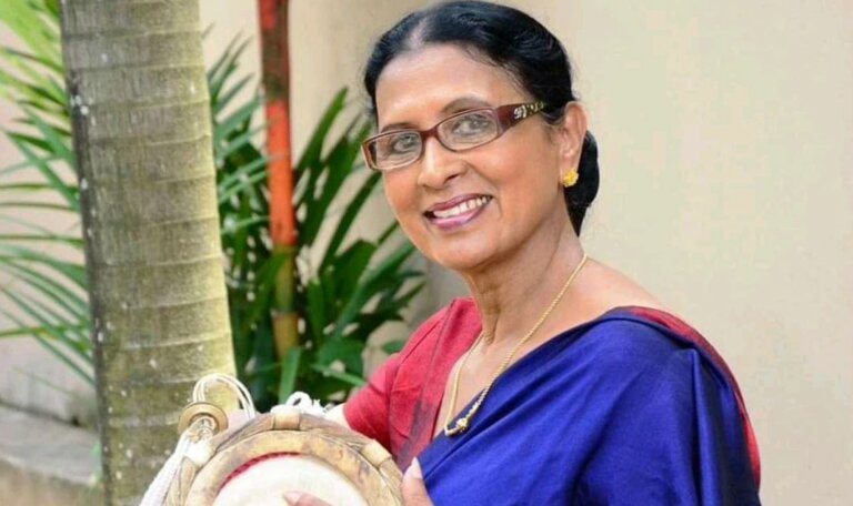 නර්තන රැජින දිවියට සමුදෙයි නර්තන රැජින දිවියට සමුදෙයි