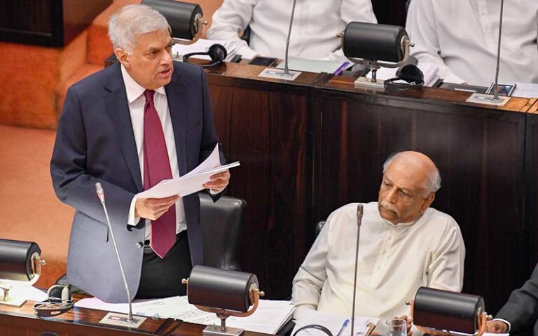 බුදුදහම රැකීමට අභි‍යෝග වියහැකි ‍උසාවි තීන්දුවක් ගැන ජනපති හෙළිකරයි