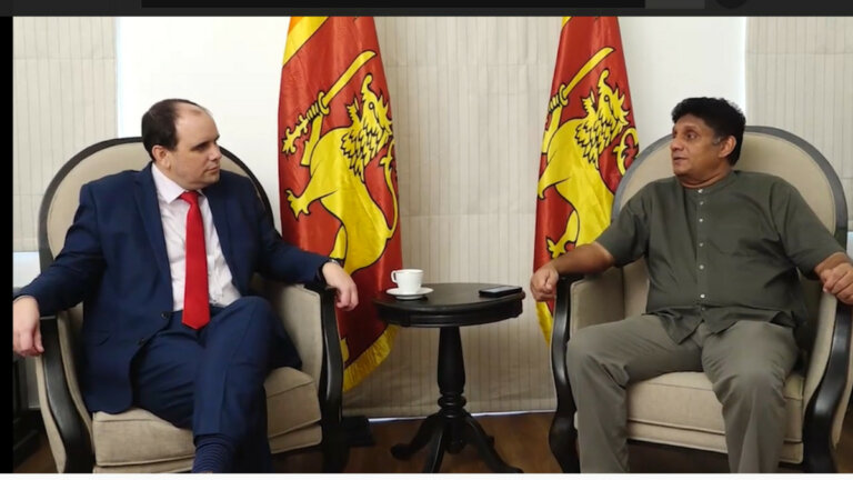 නවසීලන්ත මහකොමසාරිස් – විපක්ෂ නායක අතර හමුවක් නවසීලන්ත මහකොමසාරිස් – විපක්ෂ නායක අතර හමුවක්