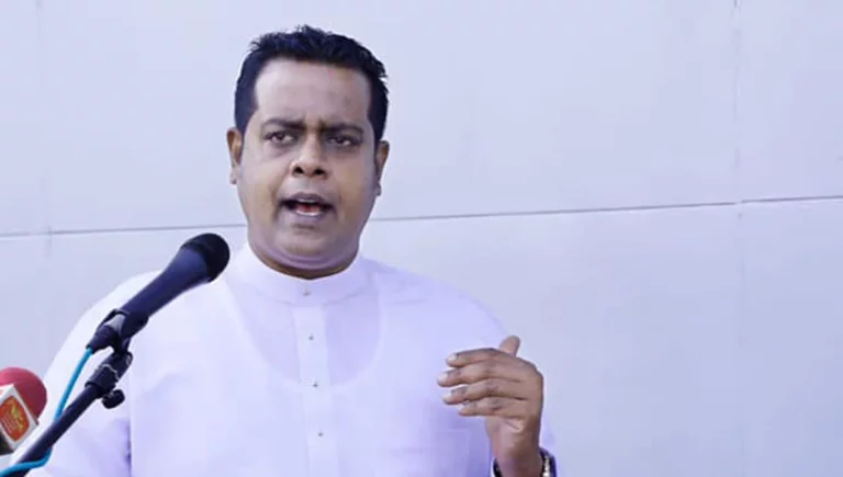 මන්ත්රී සනත් නිශාන්තට එරෙහි පෙත්සම්වලට වෙච්ච දේ.. මන්ත්රී සනත් නිශාන්තට එරෙහි පෙත්සම්වලට වෙච්ච දේ..
