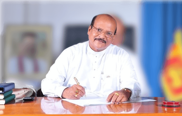දයාසිරි වෙනුවට සරත්