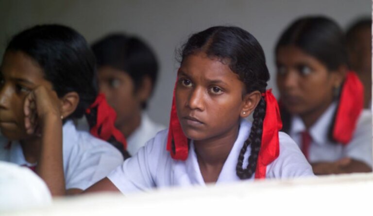 පාසල් දරුවන්ගේ මානසික ප්‍රශ්න ඉහළට -විසඳන්න අලුත් වැඩක්