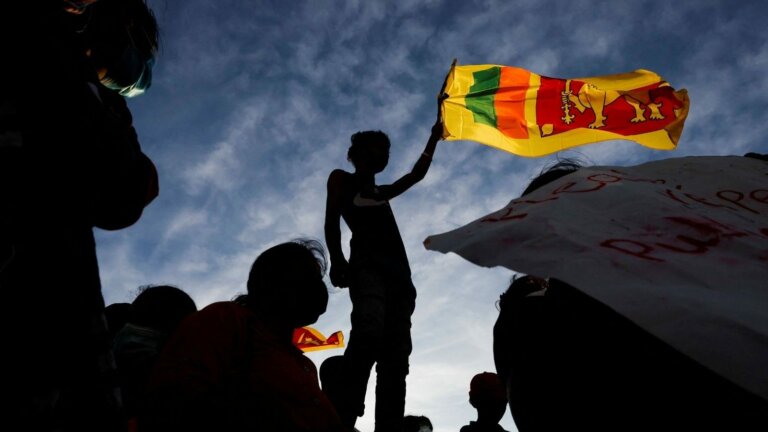 ශ්‍රී ලංකාව මානව සංවර්ධන දර්ශකයේ පහතට