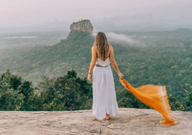 කතුන්ට තනිව සංචාරය කරන්න ලොව හොඳම රට ශ්රී ලංකාවයි කතුන්ට තනිව සංචාරය කරන්න ලොව හොඳම රට ශ්රී ලංකාවයි