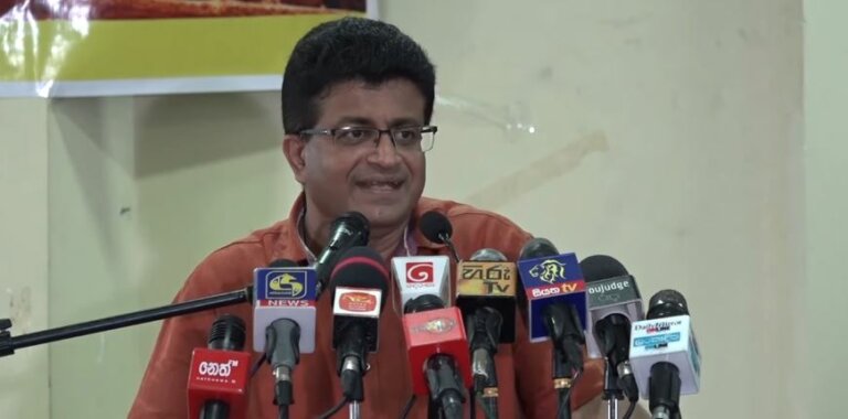 “තවත් නම් බෑ.. ළඟදීම තෙල් හිඟයක් එනවා” (📹) “තවත් නම් බෑ.. ළඟදීම තෙල් හිඟයක් එනවා” (📹)