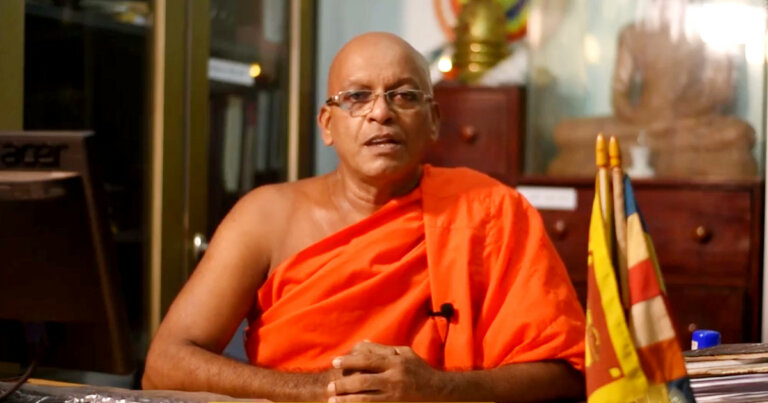 පොහොට්ටුවේ නව සභාපති පත්කෙරේ පොහොට්ටුවේ නව සභාපති පත්කෙරේ