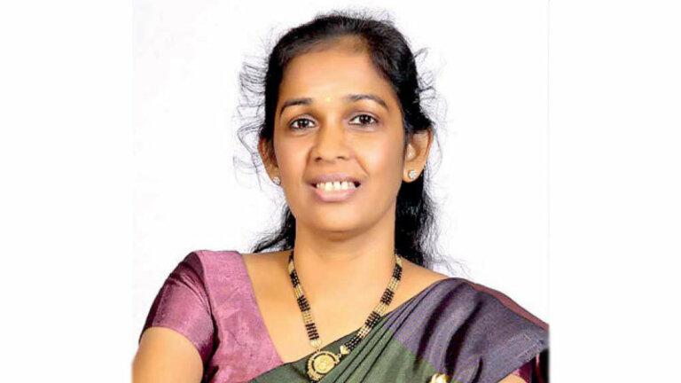 කොටි නැගිටුවන්න කතාකළැයි කී නඩුවෙන් හිටපු රාජ්‍ය ඇමතිනිය නිදහස්