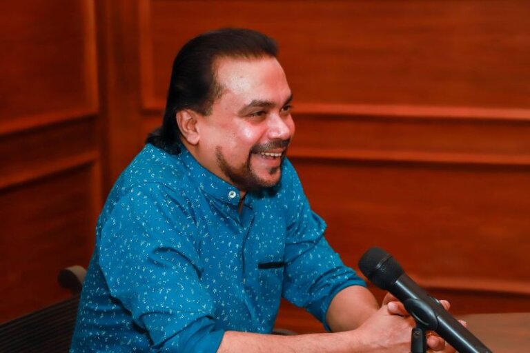 විමල් නිදොස් කොට නිදහස් විමල් නිදොස් කොට නිදහස්